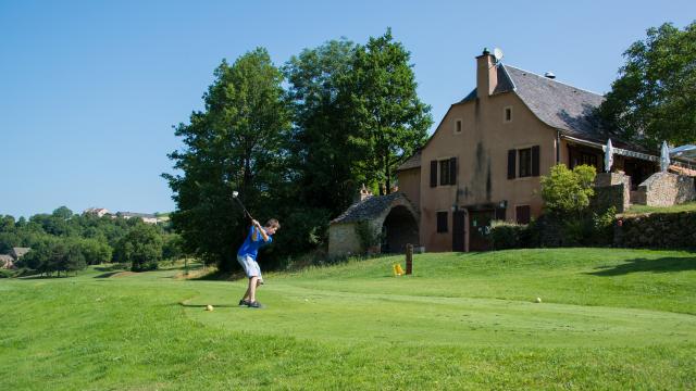 Golf des Gorges du Tarn 18 trous à La Canourgue. Club House.