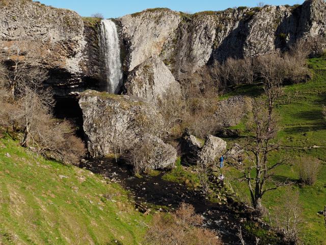 Cascade du Déroc sur la route des lacs en Aubrac , proche de Nasbinals.