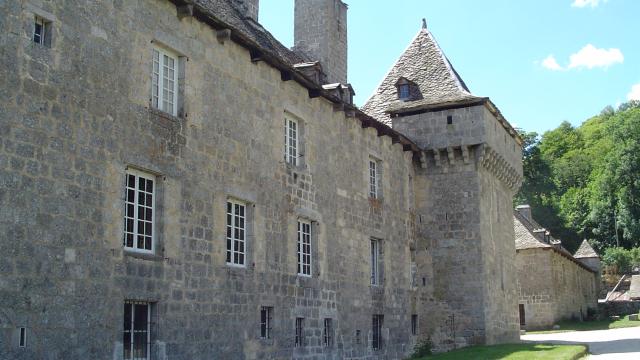 Chateau De La Baume 4