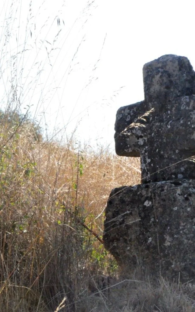 Lozère stone cross