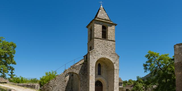 Église Saint Privat au Villard - Village médiéval sur un éperon rocheux qui domine le Lot en aval de Chanac.