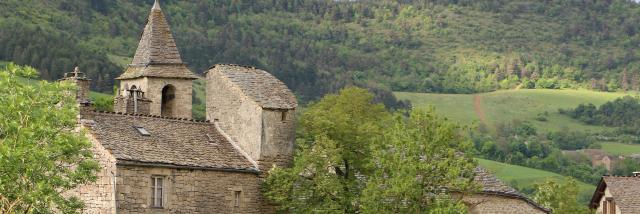 Hameau fortifie du Villard à coté de Chanac dans la Vallée du lot