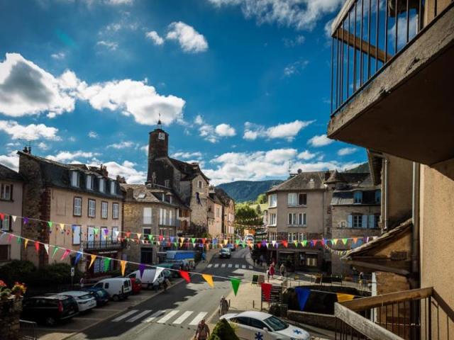 Hotel Du Commerce Lacanourgue 4