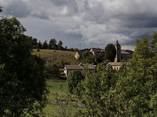 La Piguière est un petit village situé sur le Causse de Sauveterre