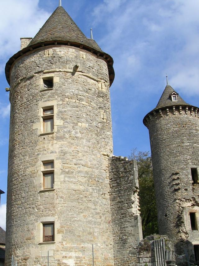 Château de Saint Saturnin dans la Vallée du Lot