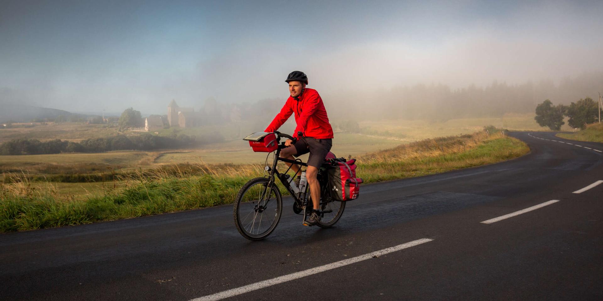 Balade en vélo entre vallée du lot et aubrac.