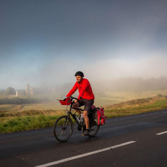 Balade en vélo entre vallée du lot et aubrac.