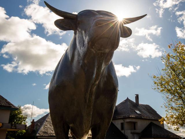 Statue Taureau Laguiole