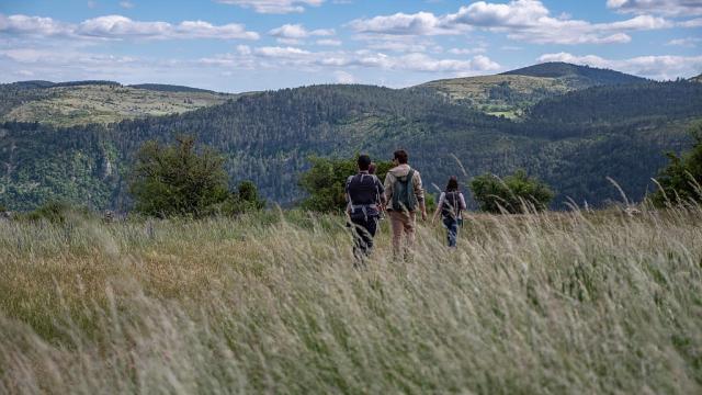 Balade entre amis dans la région des Grands Causses