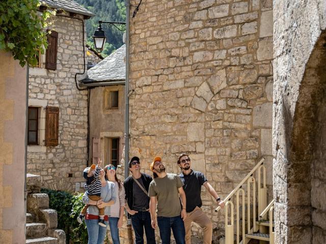 Visite de Sainte-Enimie, village labellisé Les Plus Beaux Villages de France