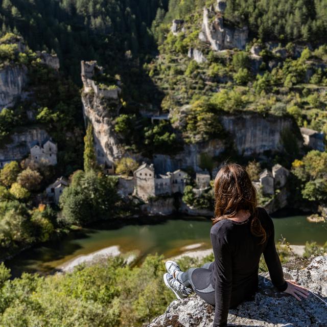 Panorama sur Castelbouc dans les Gorges du Tarn - Rive gauche du Tarn