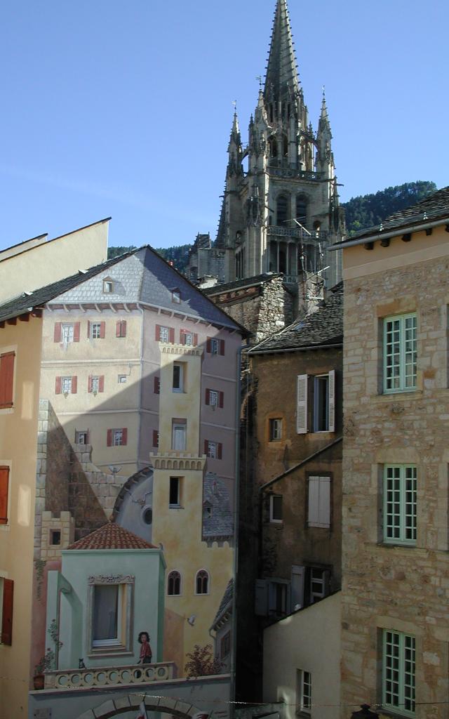 ville Mende cathédrale ruelles