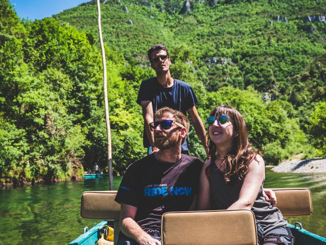 boat descent gorges du tarn