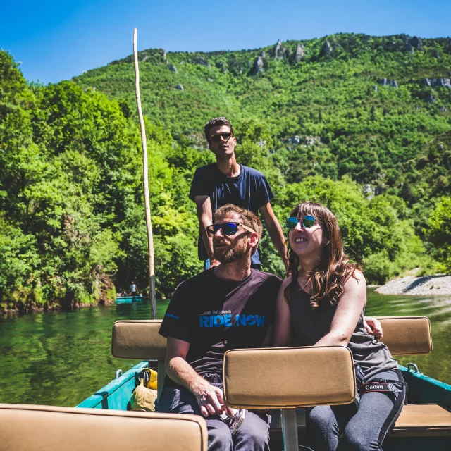 boat descent gorges du tarn