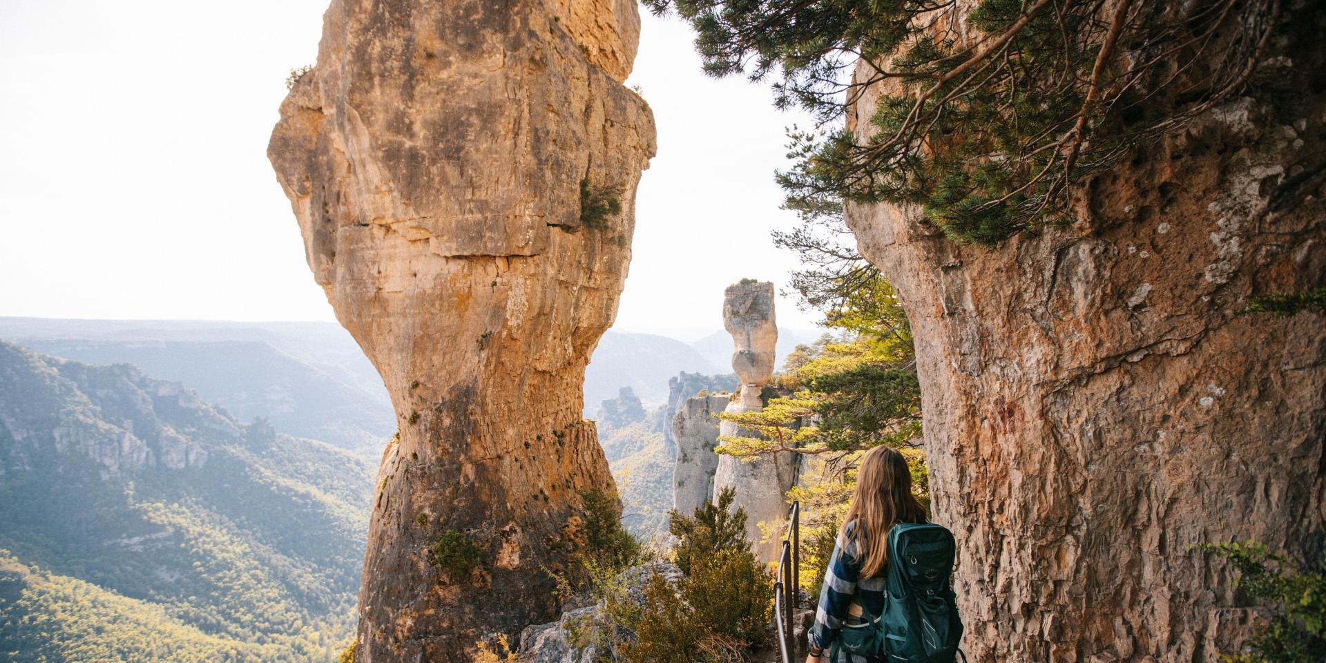 vase de sèvre vase de chine gorges de la jonte hiking