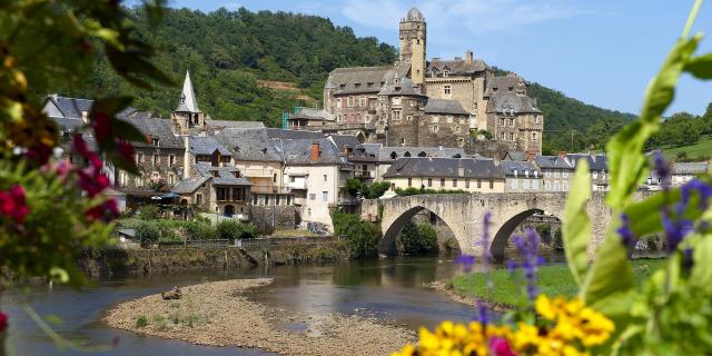 village estaing aveyron vallée du lot