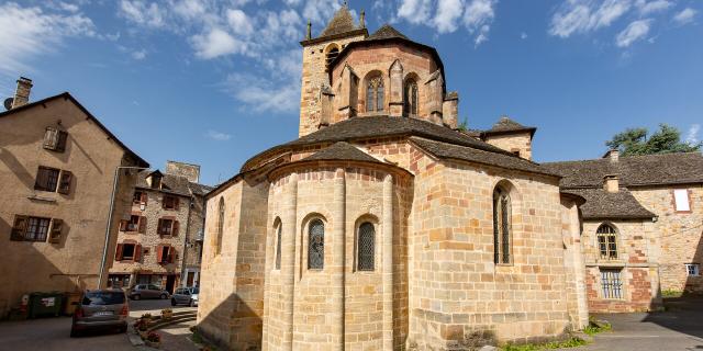 collégiale saint martin la canourgue église