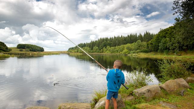 Peche Etang De Bonnecombe 3 B. Colomb Lozere Sauvageaveyron Attractivite Tourisme