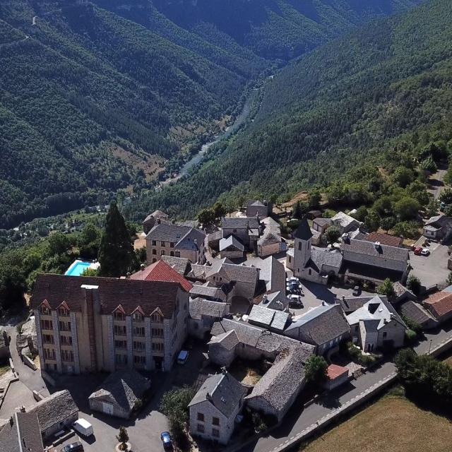 Saint Rome De Dolan Au Dessus Des Gorges Du Tarn