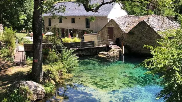 Source De Rouveyrole Moulin De Parayre